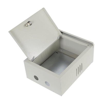 Le recinzioni di perforazione della lamiera sottile di CNC spolverizzano le recinzioni elettriche di alluminio rivestite