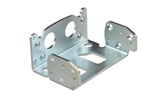 Montaggio automobilistico su ordinazione della lamiera sottile con CNC/spillatura del manuale